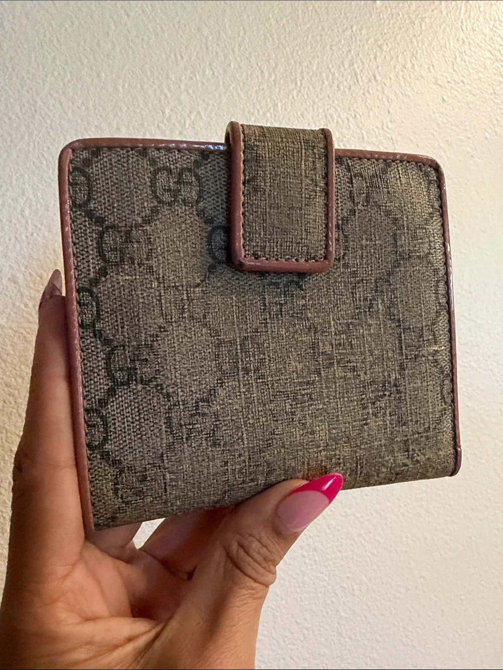 Gucci GG Monogram Wallet with Burgundy Bow and Brown Trim